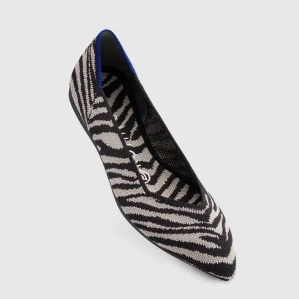 Rothy’s Point Flat in Black Zebra size 8.5